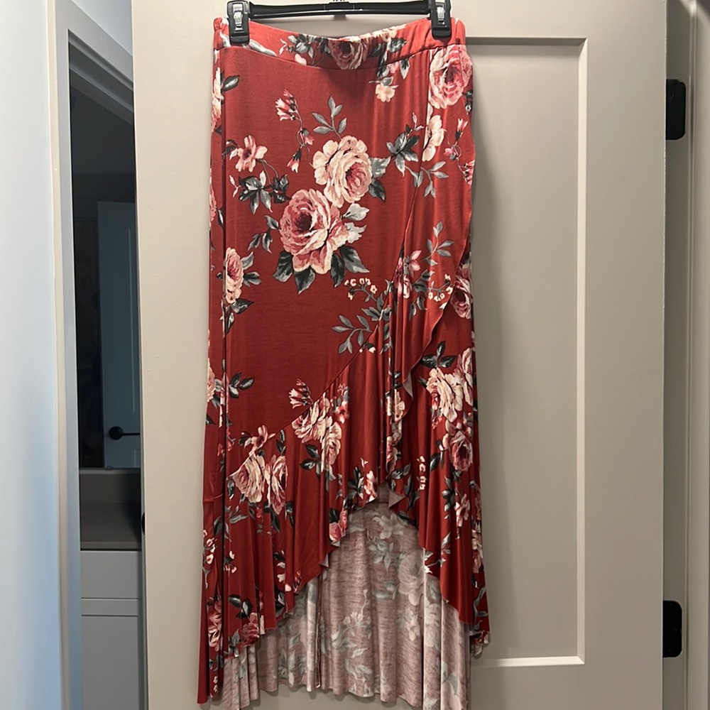 NWT Women’s Skirt